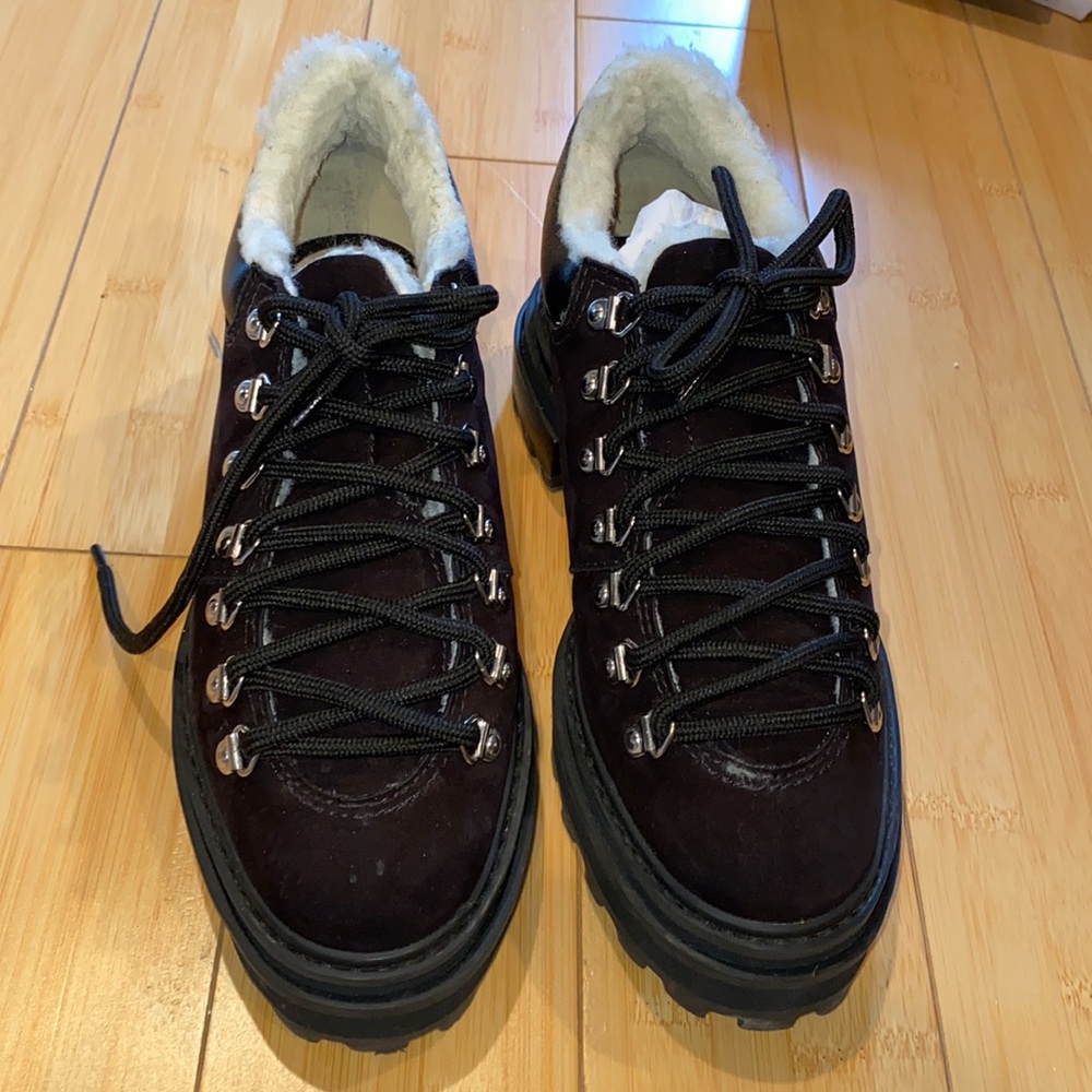 SCHUTZ BOOTS size 7
